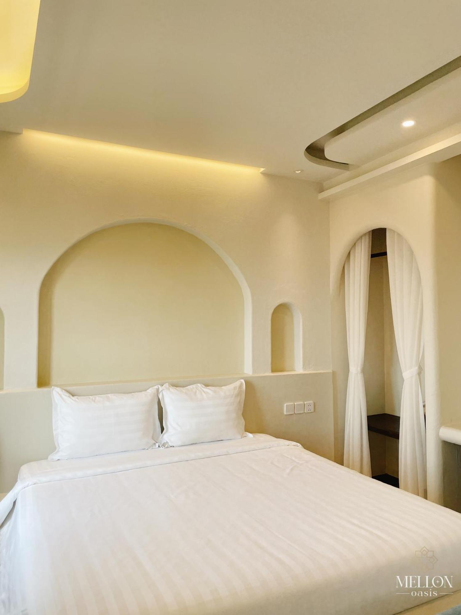Hotel Mellon Oasis Phú Quốc Exterior foto